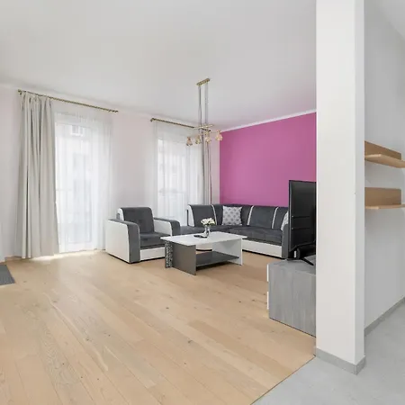 Apartment With Balcony And Free Parking In Poznan By Noclegi Renters Exteriér fotografie