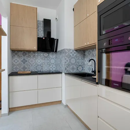 Apartment With Balcony And Free Parking In Poznan By Noclegi Renters Exteriér fotografie