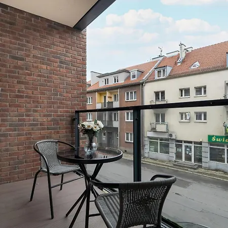 Apartment With Balcony And Free Parking In Poznan By Noclegi Renters Exteriér fotografie