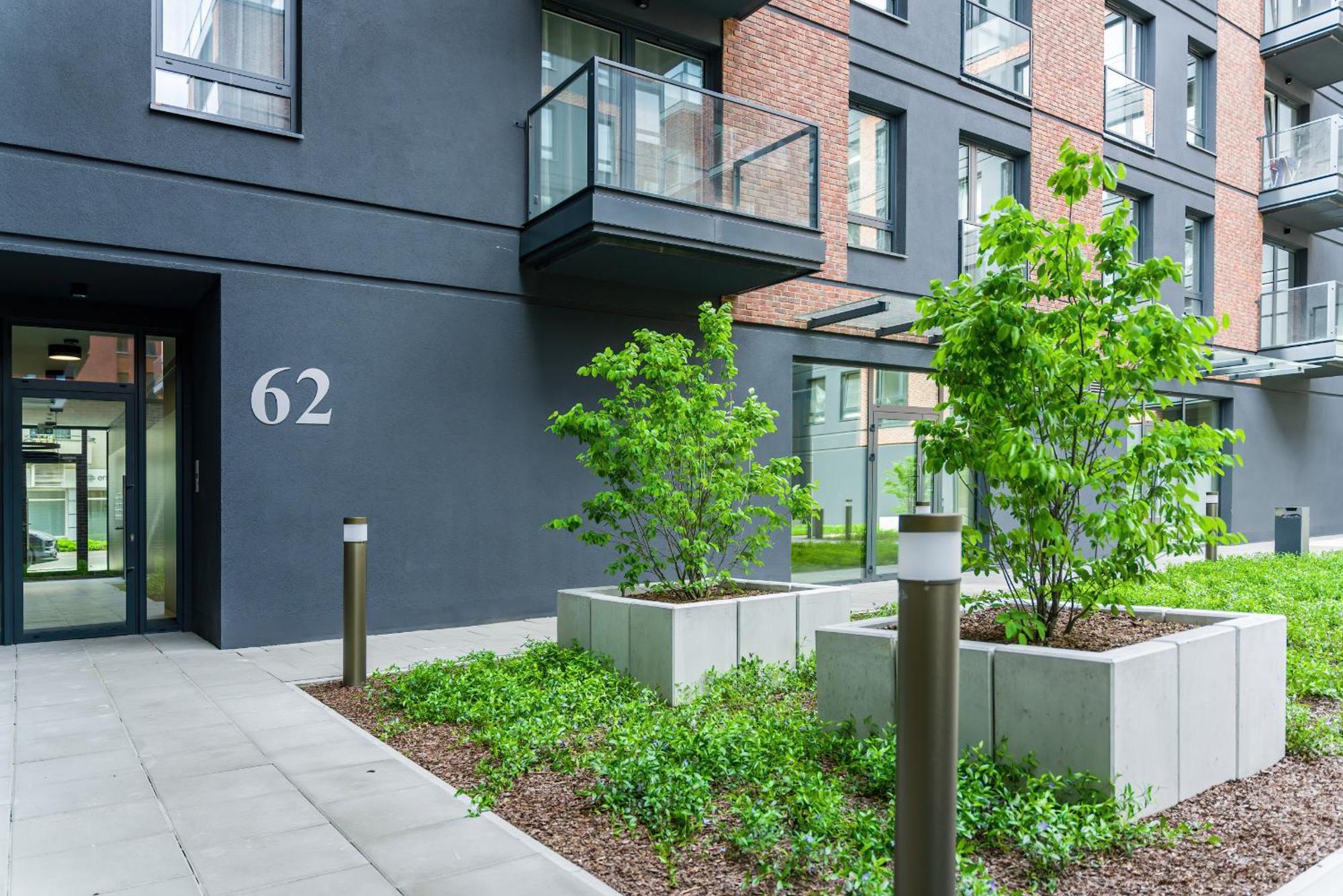 With Balcony And Free Parking In By Renters Apartment