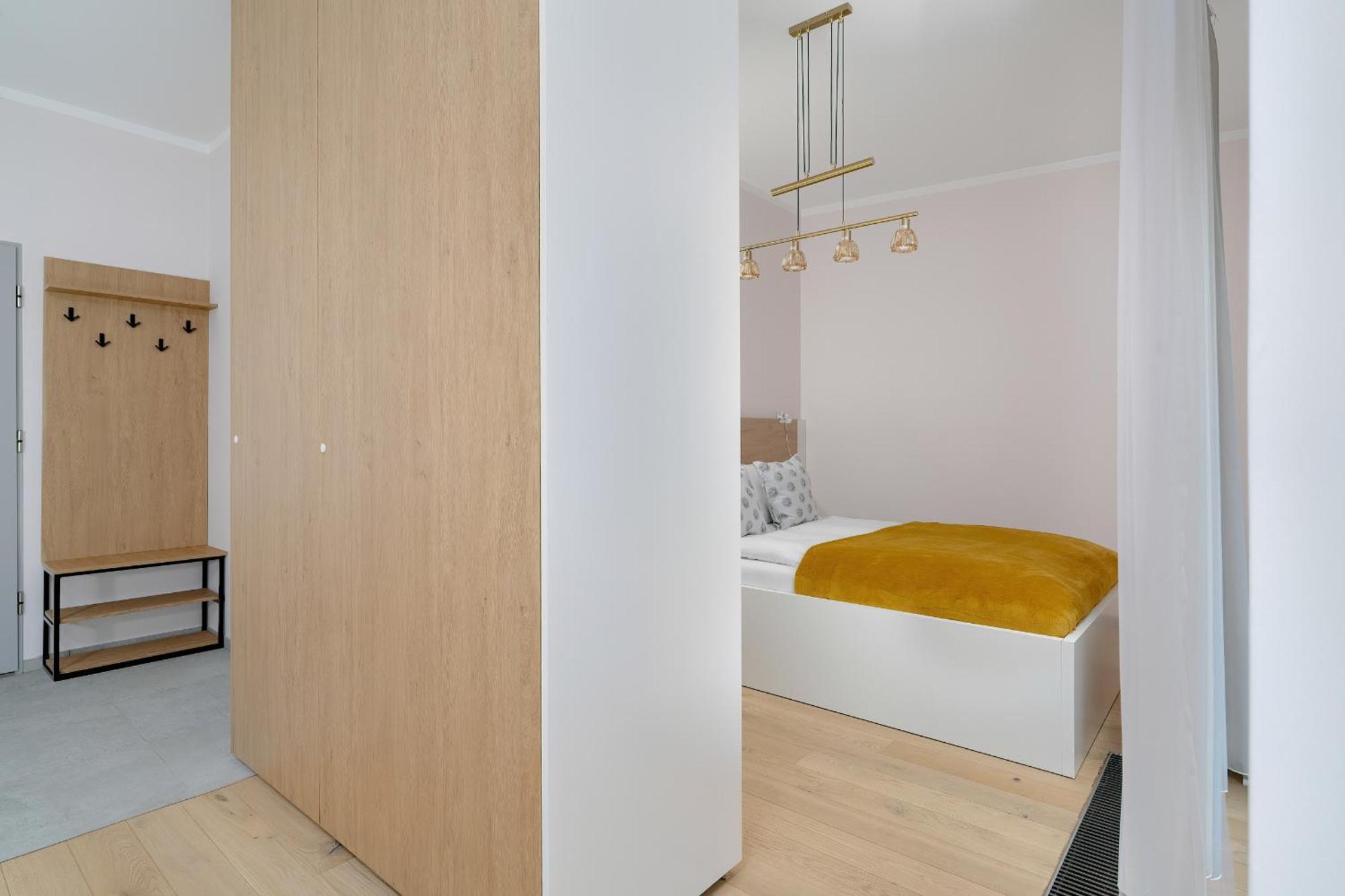 With Balcony And Free Parking In By Renters